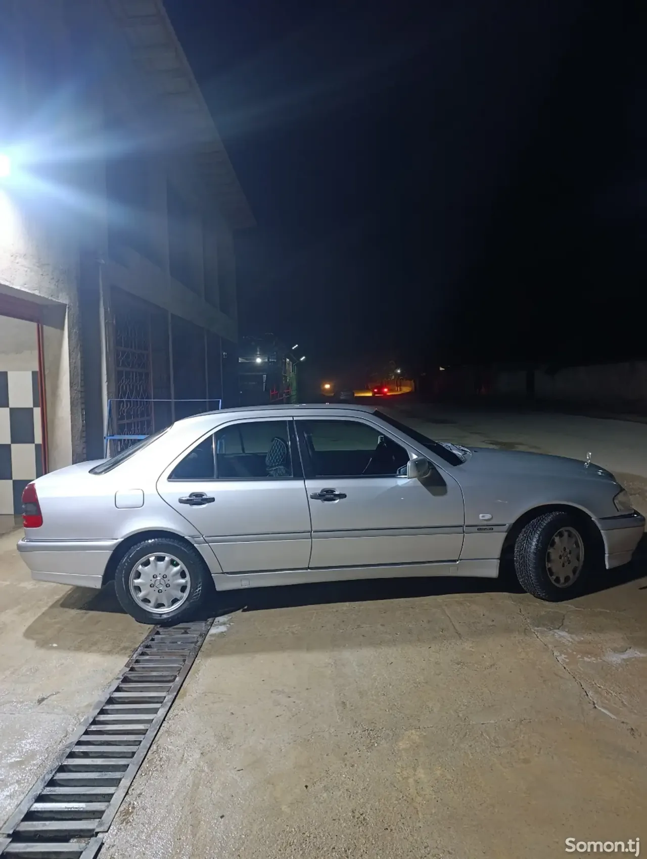 Mercedes-Benz C class 1998 · 2.0 MT