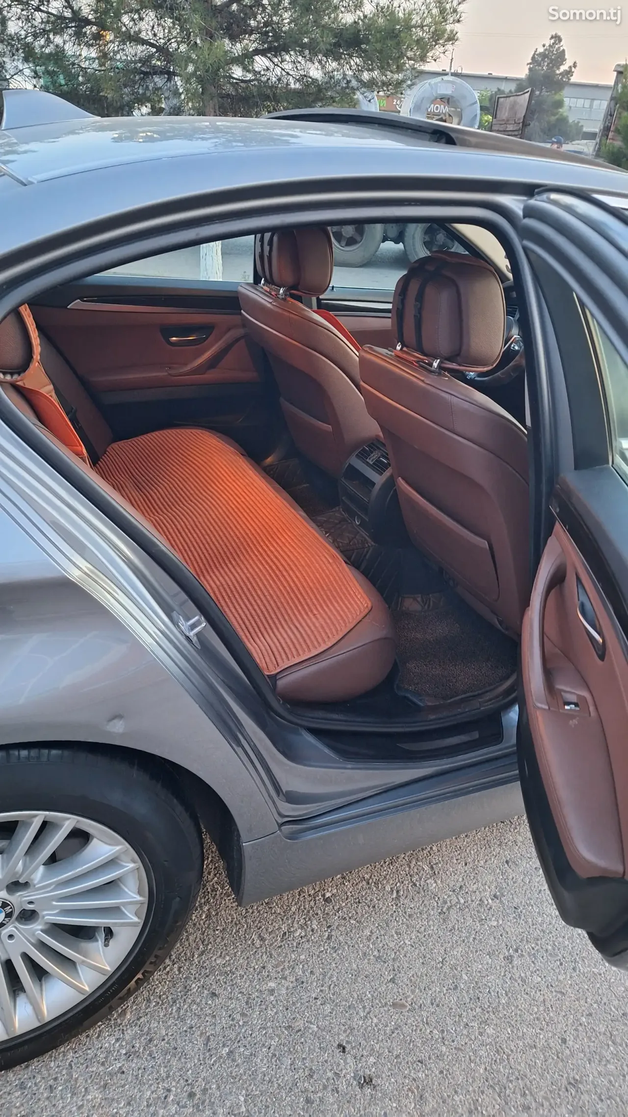 BMW 5 series 2013 · 2.0 AT