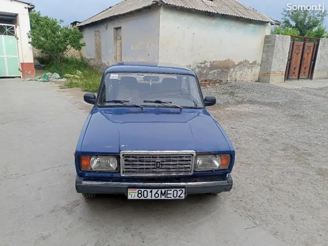 Lada (ВАЗ) 2107 2002 · 1.6 MT