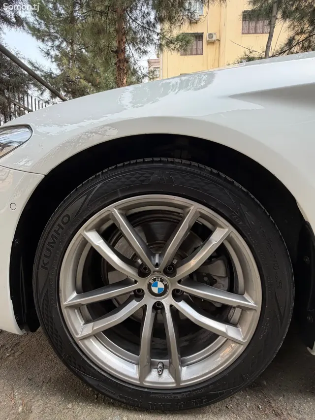 BMW 5 series 2017 · 2.0 AT
