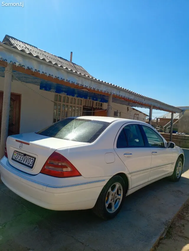Mercedes-Benz C class 2003 · 2.0 AT