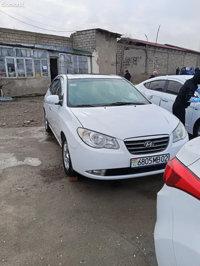 Hyundai Avante 2008 · 1.6 AT