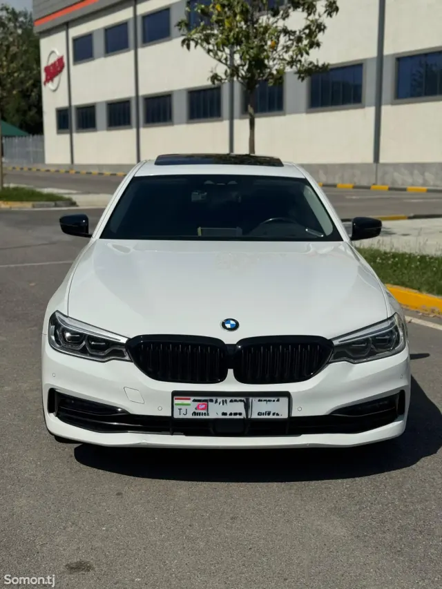 BMW 5 series 2018 · 2.0 AT