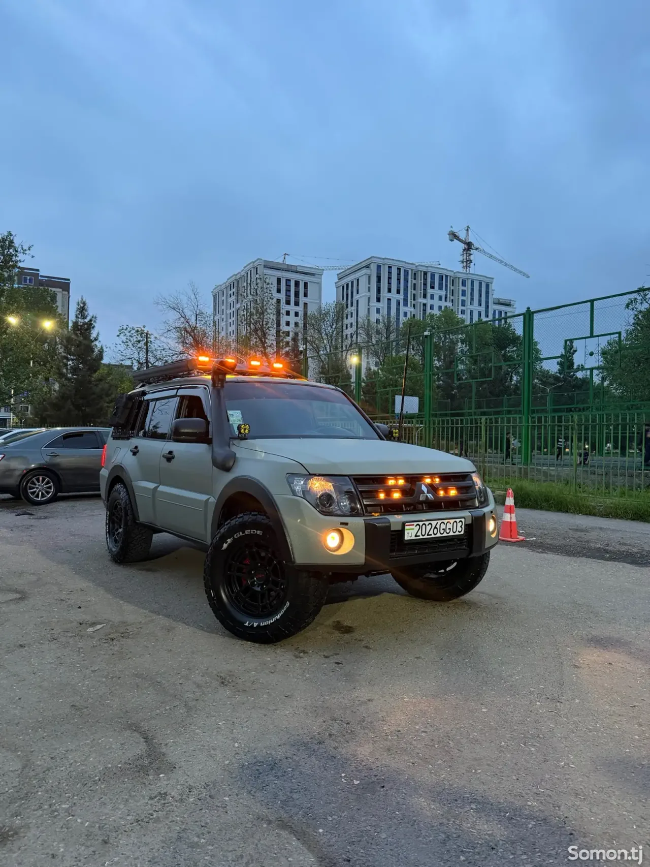 Mitsubishi Pajero 2007 · 3.8 AT