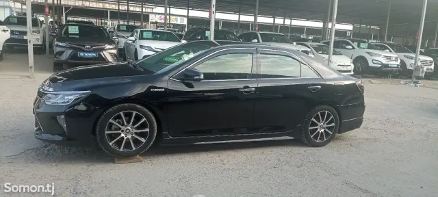 Toyota Camry 2016 · 2.5 AT