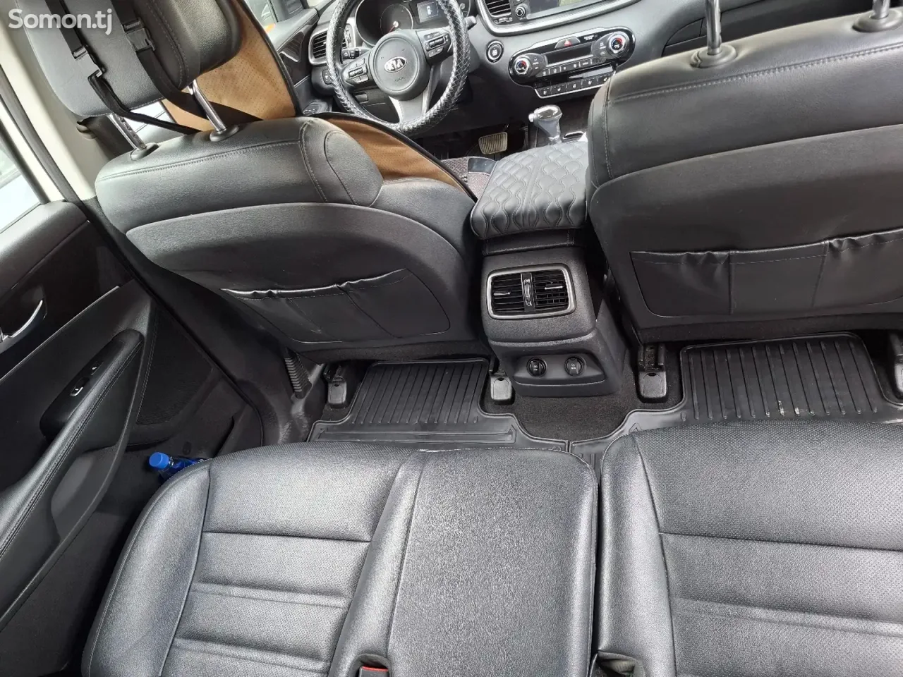 Kia Sorento 2016 · 2.0 AT