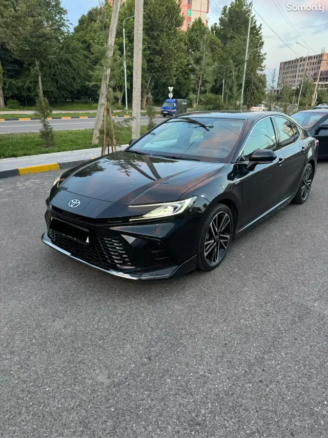 Toyota Camry 2026 · 2.0 AT
