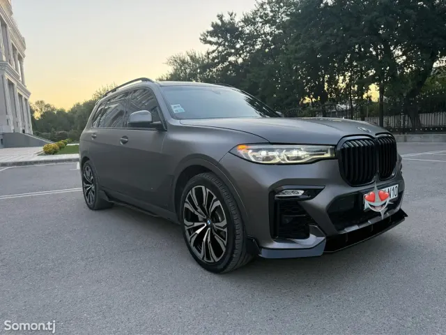 BMW X7 2020 · 4.0 AT
