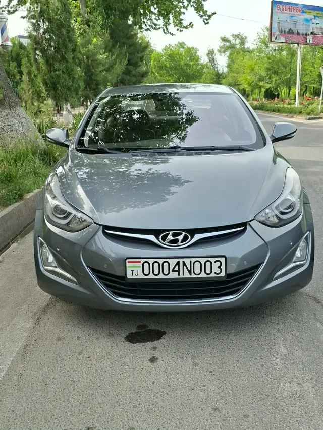 Hyundai Avante 2015 · 1.6 AT