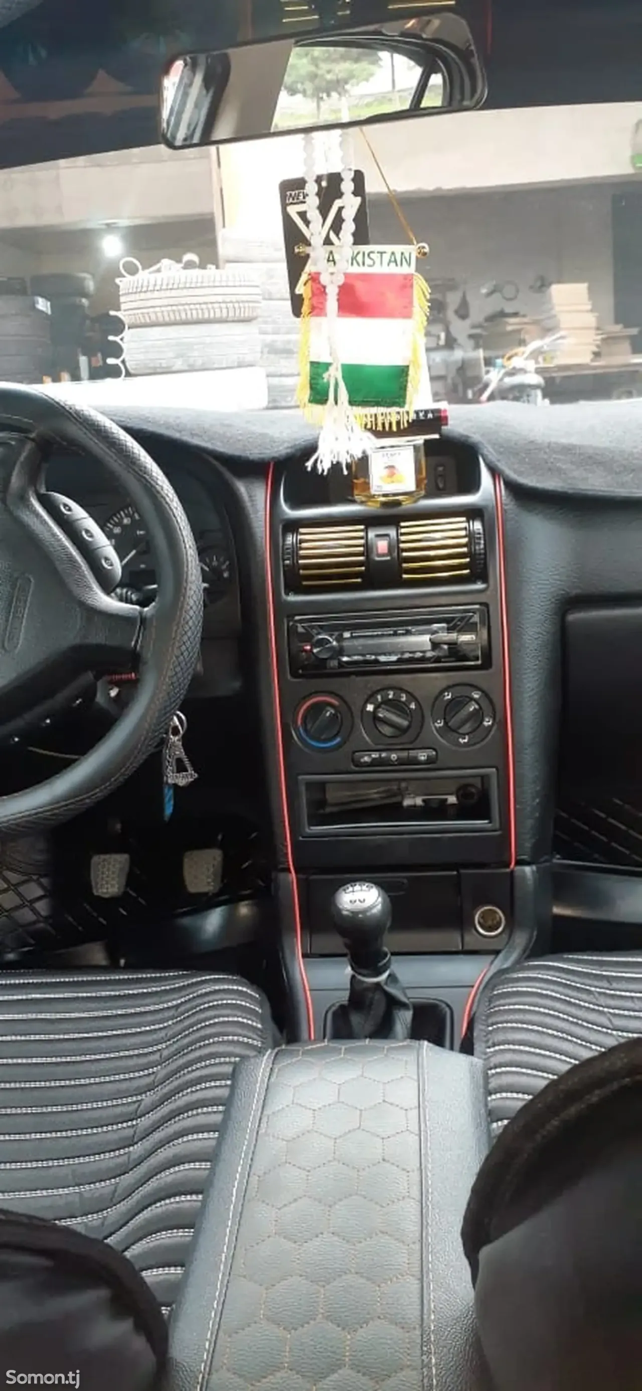 Opel Astra G 1999 · 1.6 MT