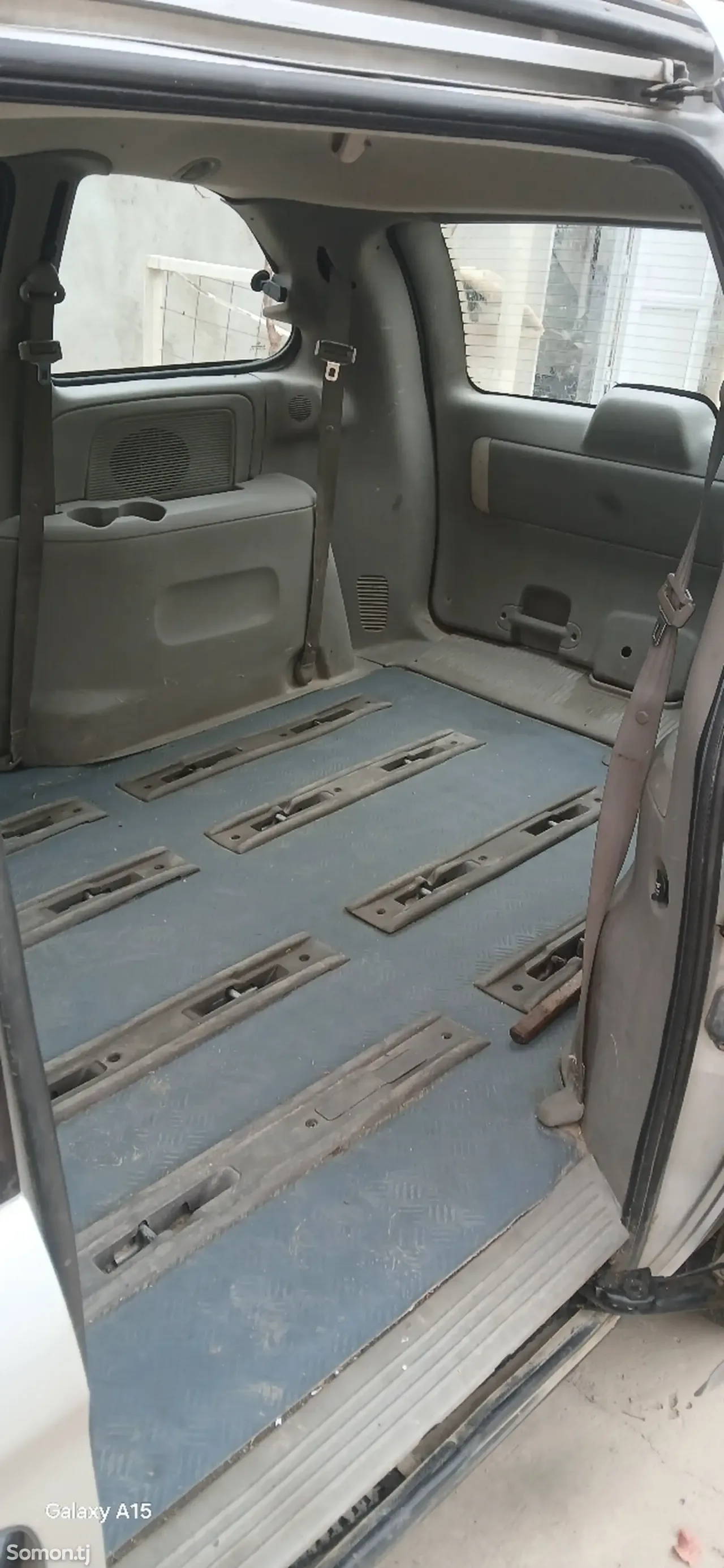 Dodge Caravan 2006 · 2.4 AT