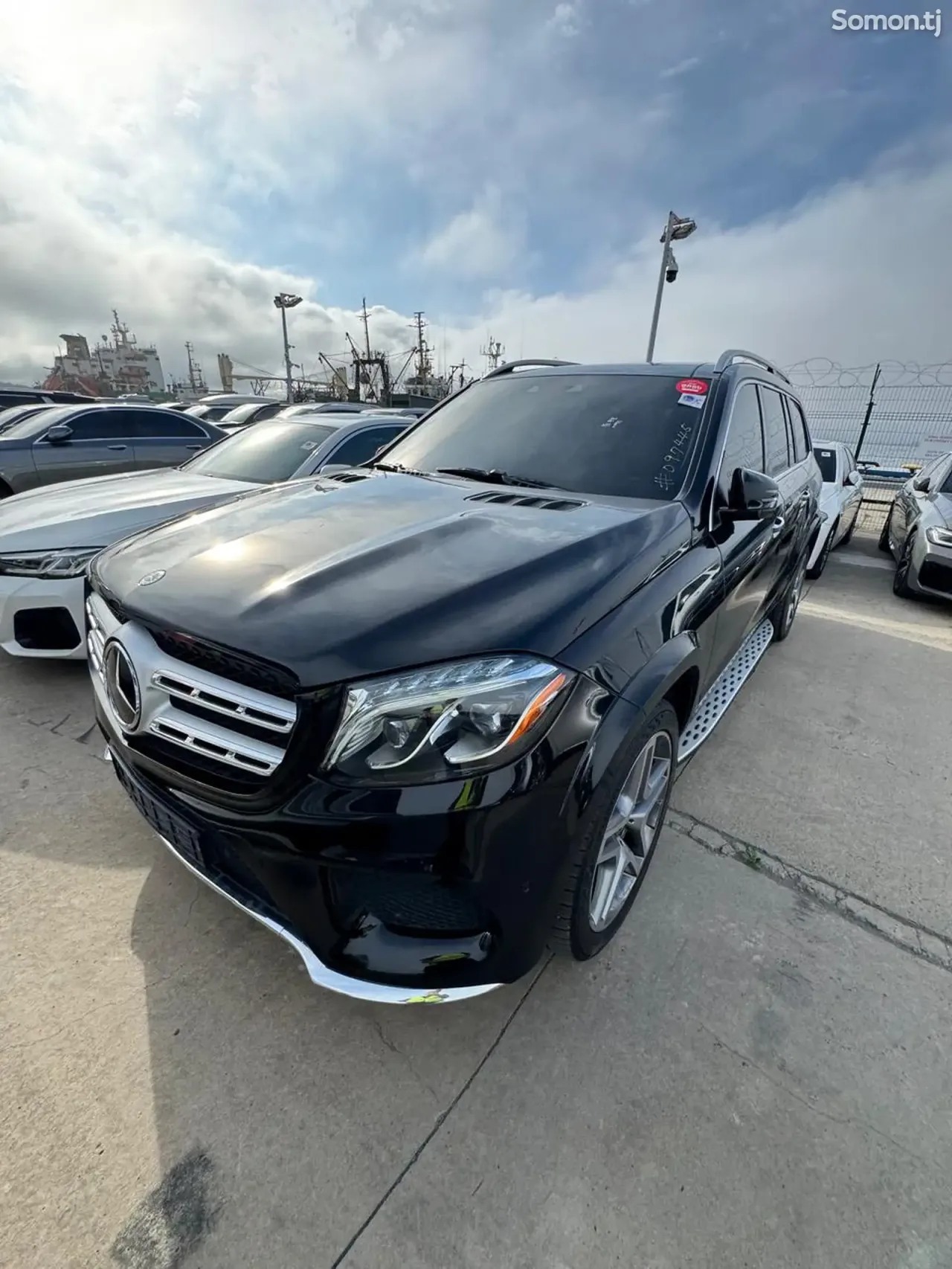 Mercedes-Benz GLS 2017 · 3.5 AT