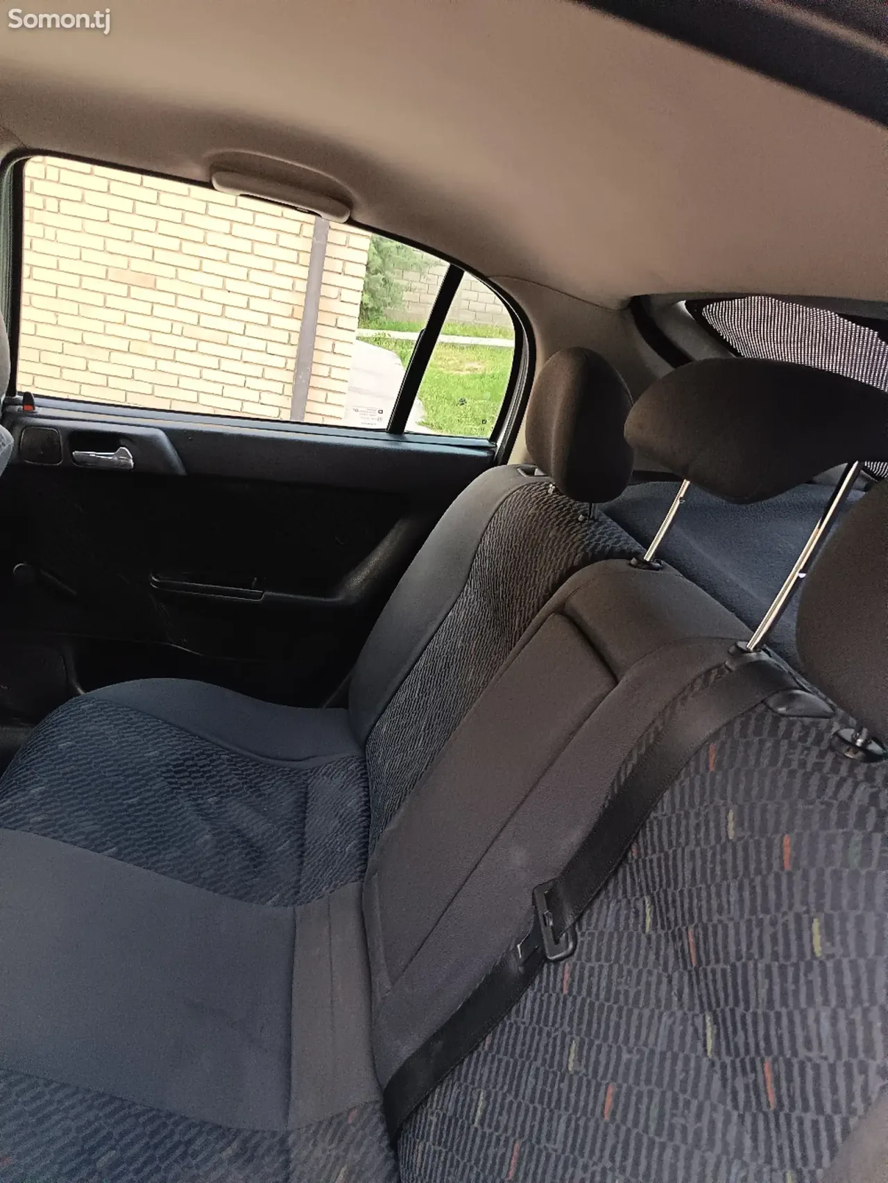 Opel Astra G 2001 · 1.6 AT