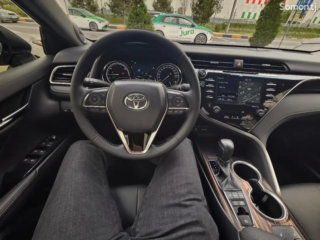 Toyota Camry 2018 · 2.5 AT