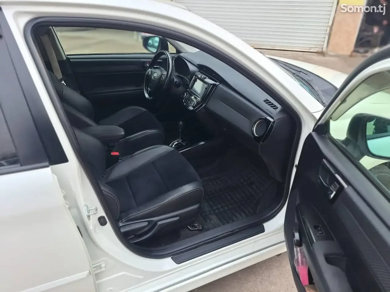 Toyota Fielder 2014 · 1.5 AT