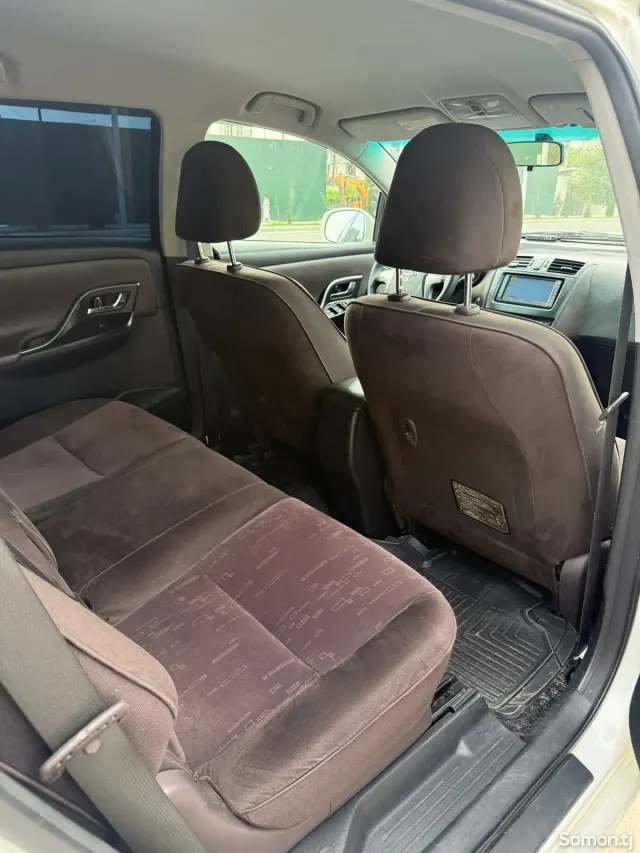 Toyota Mark X ZiO 2008 · 2.4 AT