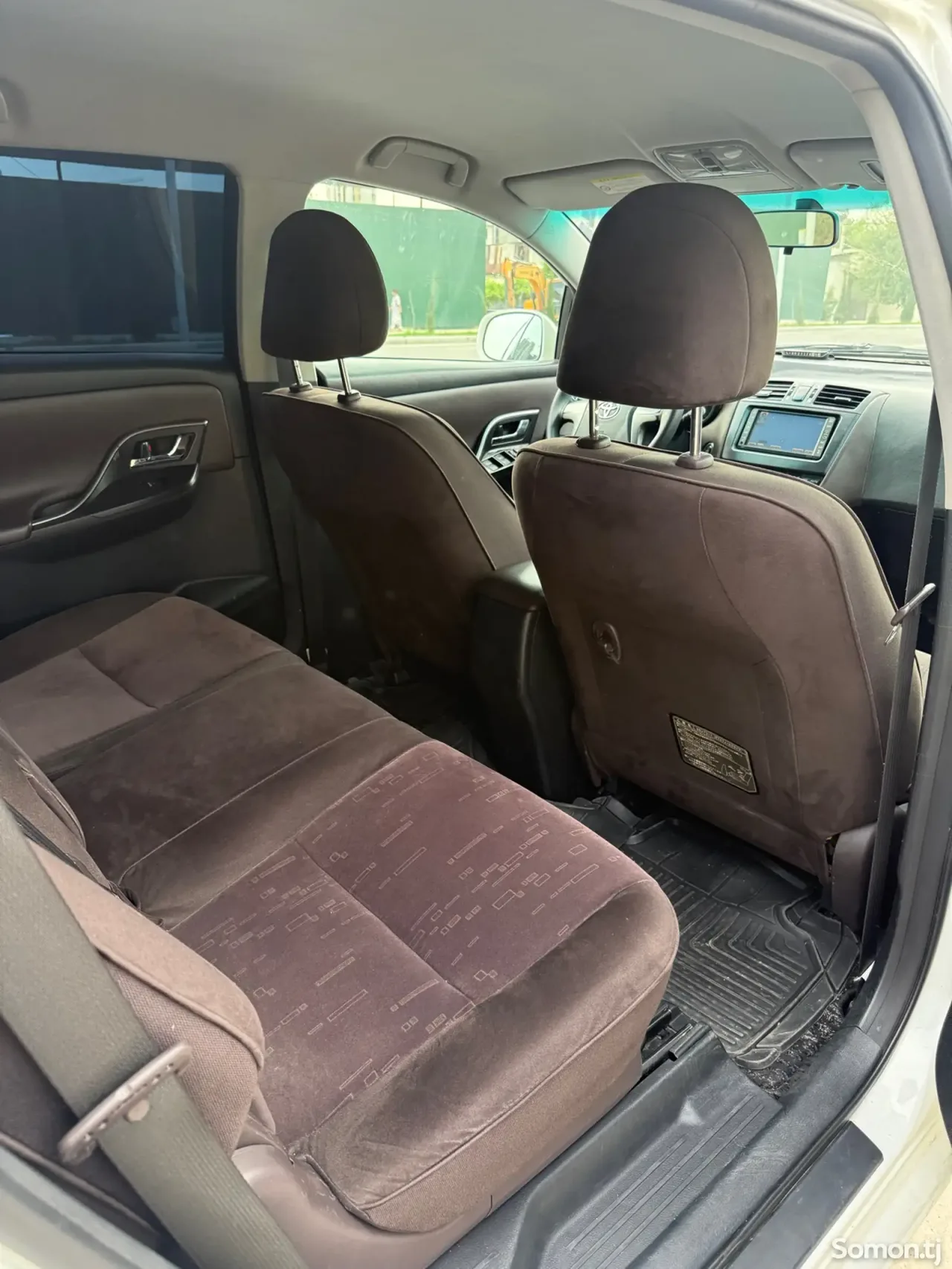 Toyota Mark X ZiO 2008 · 2.4 AT