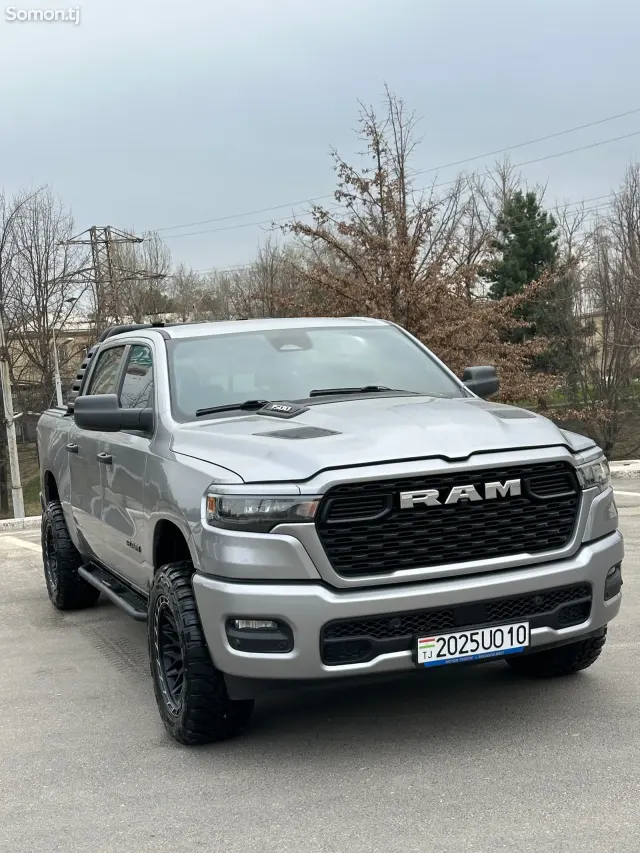Dodge RAM 2025 · 3.6 AT