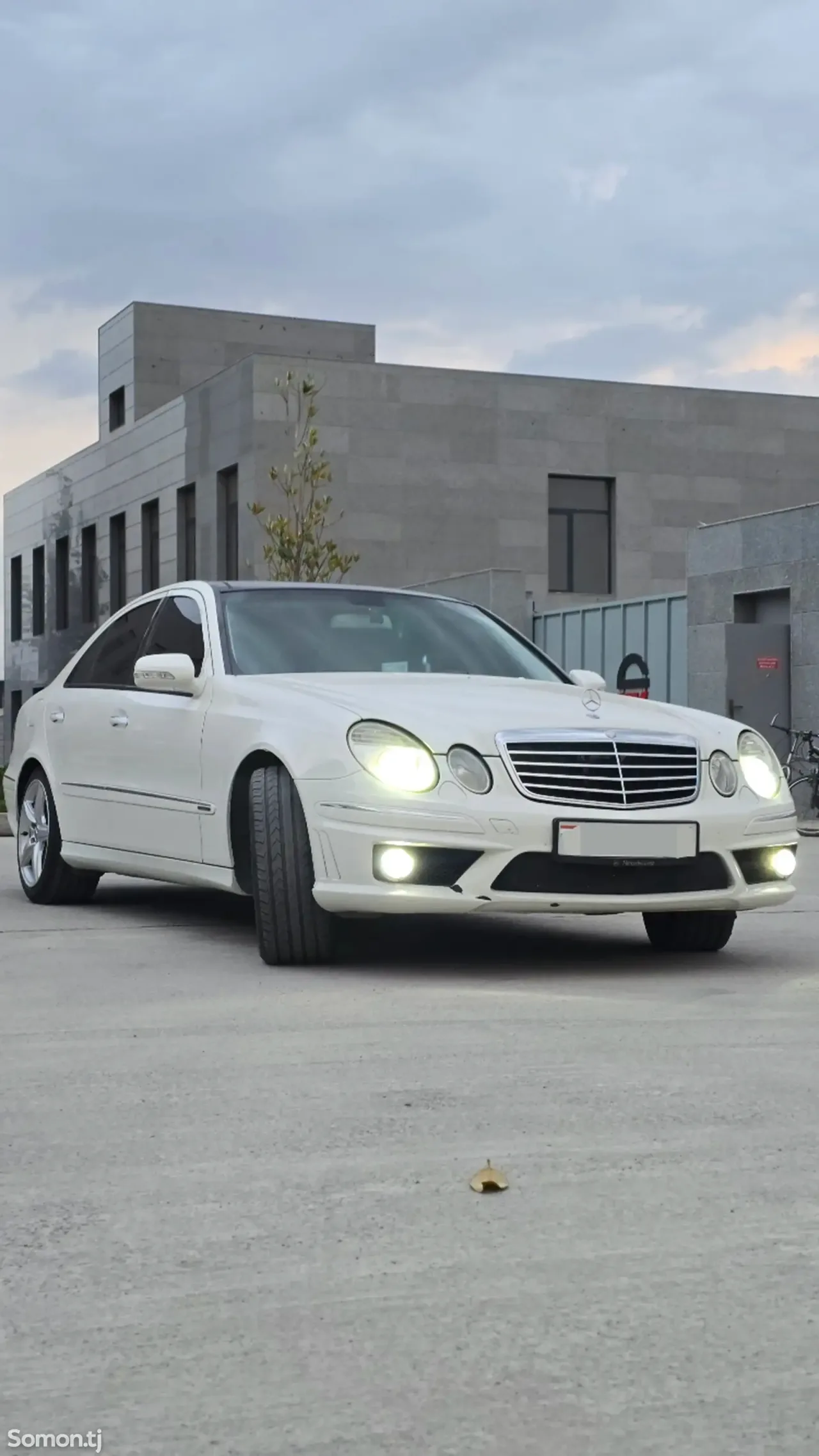 Mercedes-Benz E class 2007 · 3.5 AT