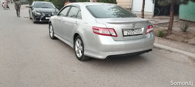 Toyota Camry 2011 · 2.5 AT