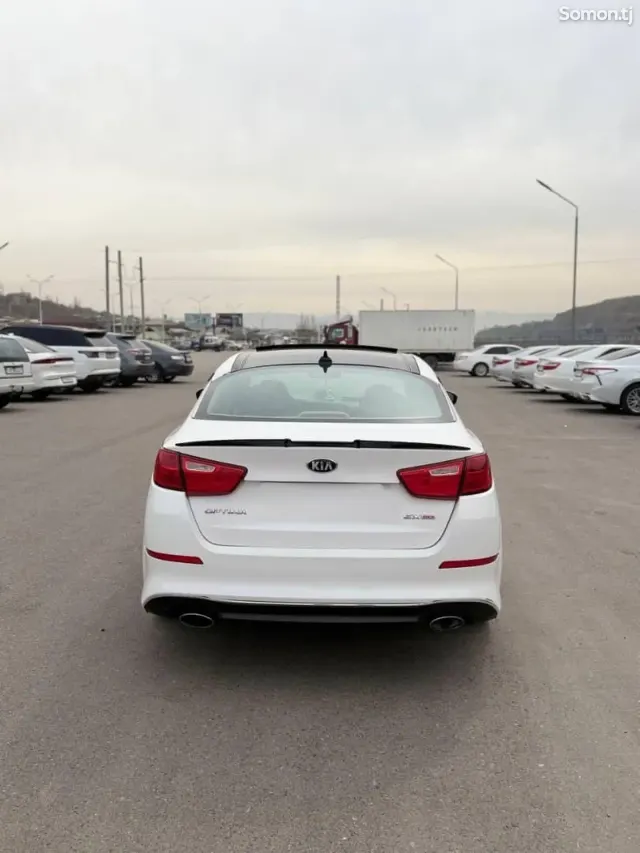 Kia Optima 2014 · 2.4 AT