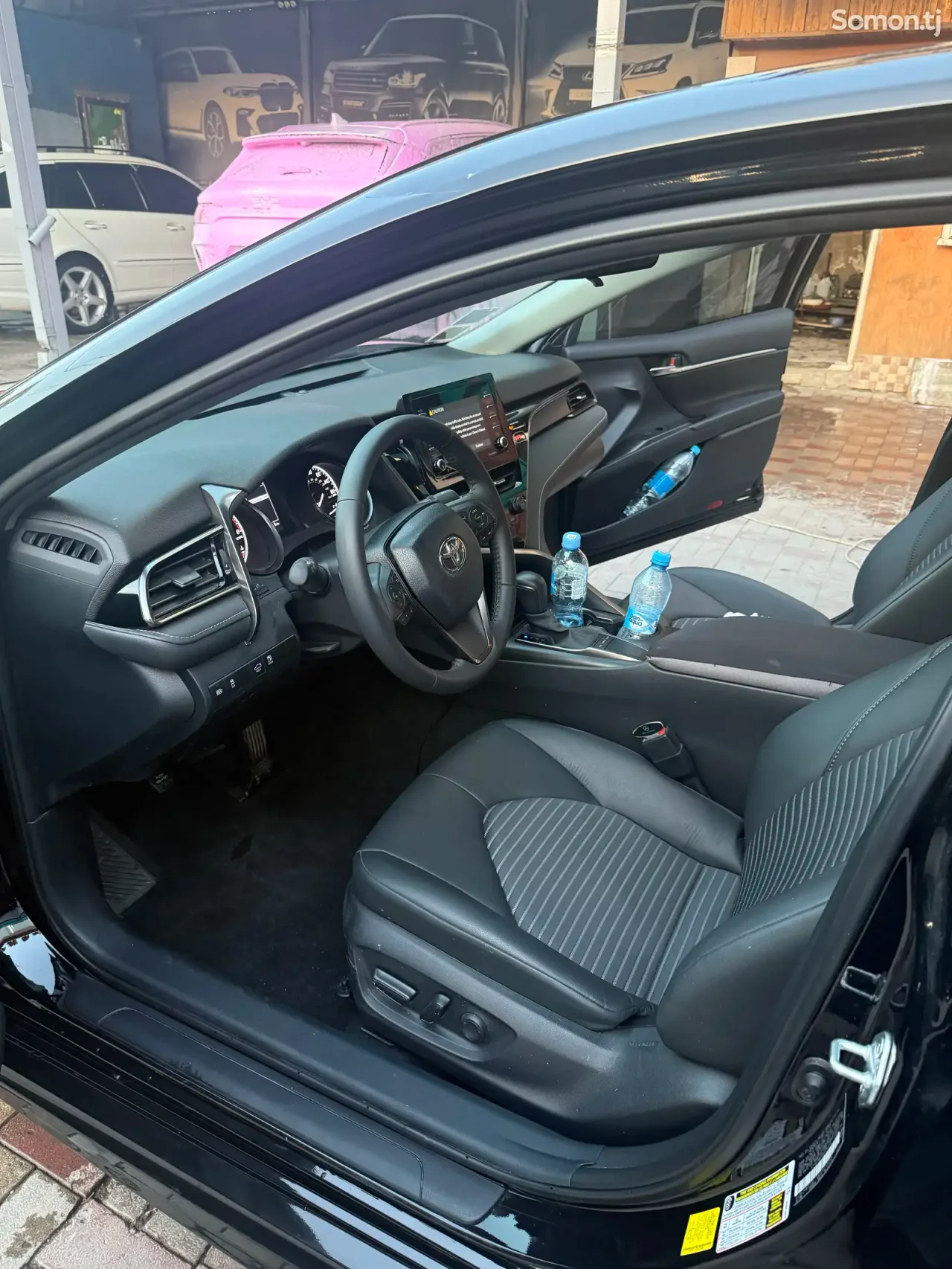 Toyota Camry 2024 · 2.5 AT