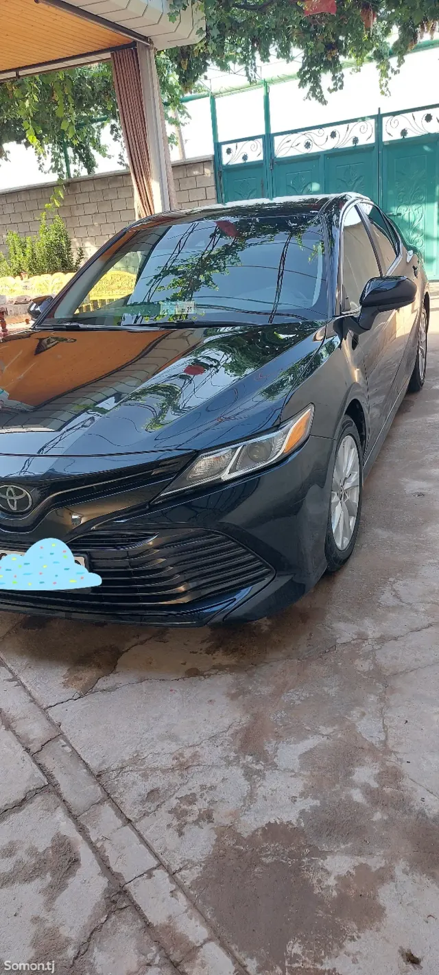 Toyota Camry 2019 · 2.5 AT