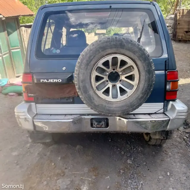 Mitsubishi Pajero 1993 · 3.0 AT