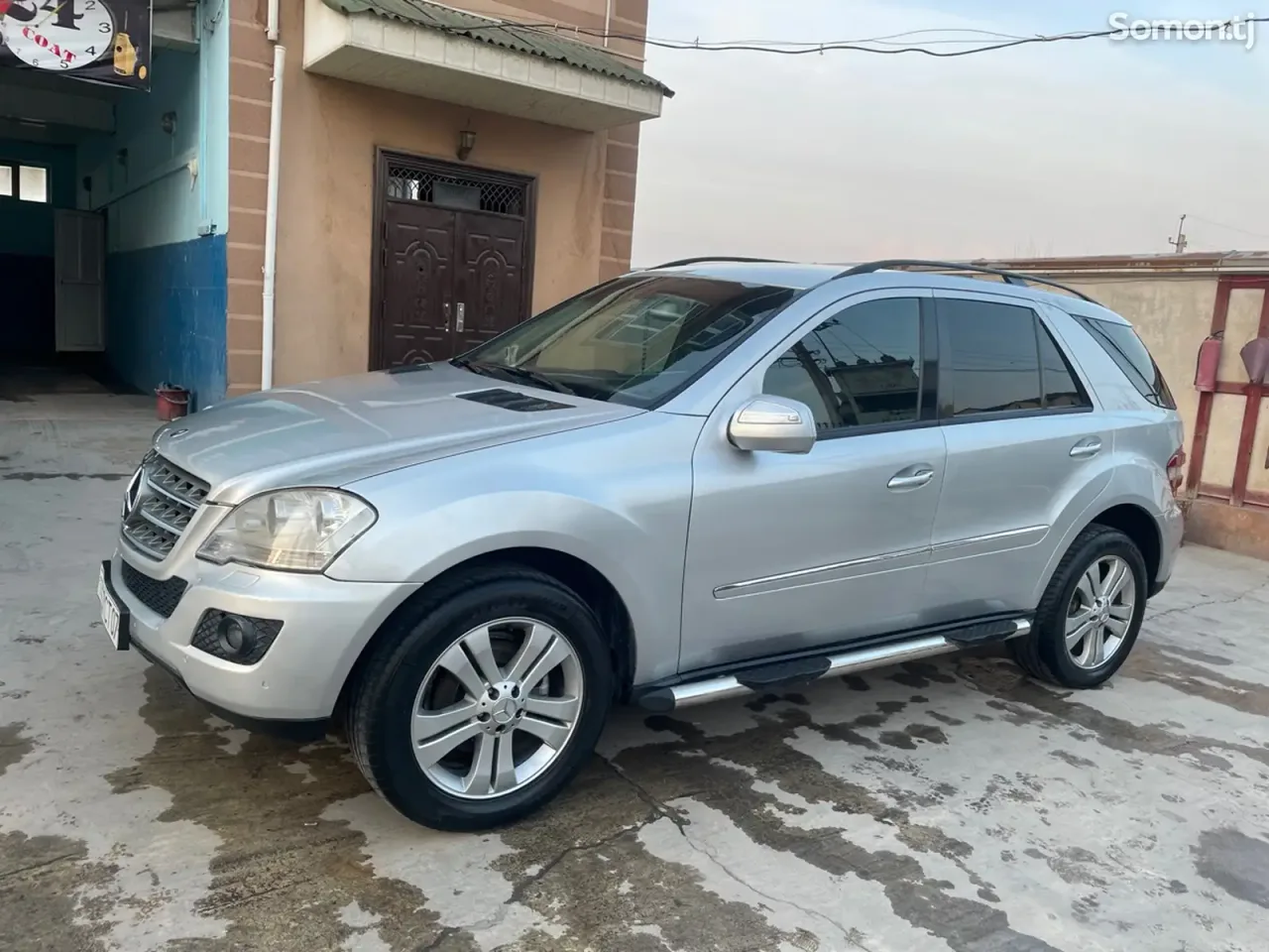 Mercedes-Benz ML class 2005 · 3.5 AT