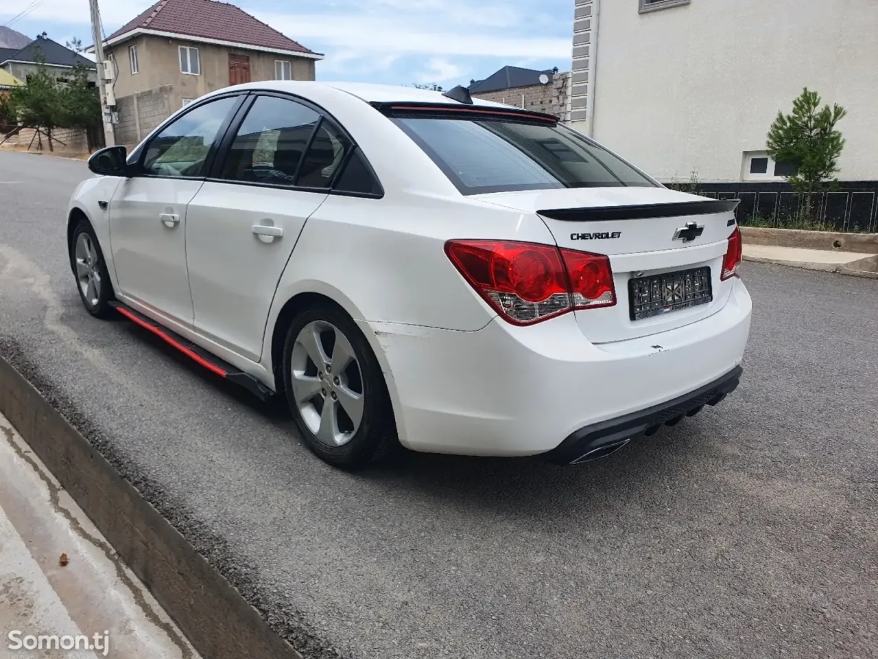 Chevrolet Cruze 2009 · 1.6 MT