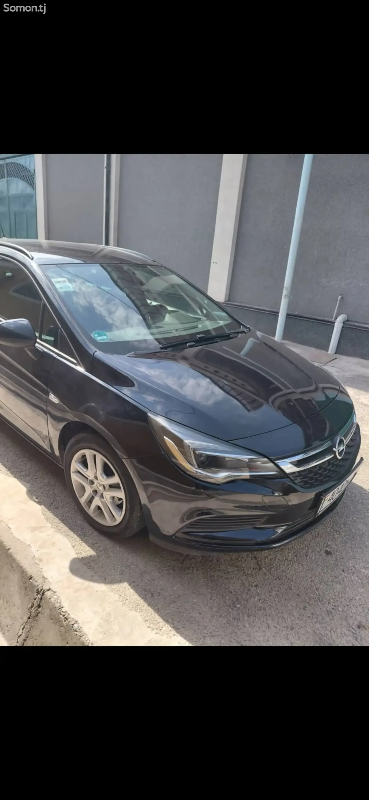 Opel Astra K 2018 · 1.0 MT