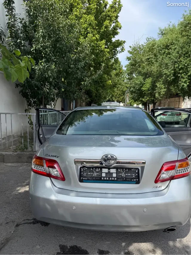 Toyota Camry 2010 · 2.5 AT