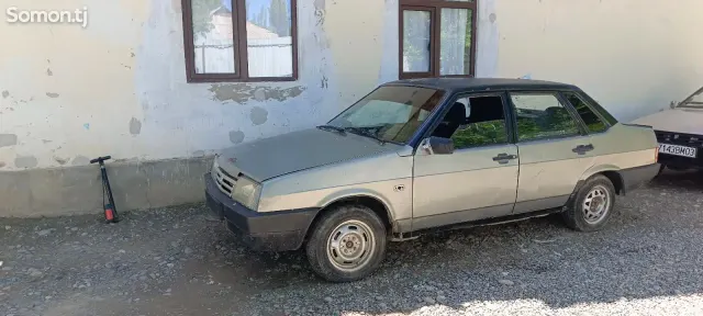Lada (ВАЗ) 21099 2002 · 0.6 MT