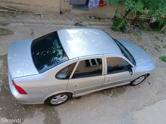 Opel Vectra B 1999 · 1.6 MT