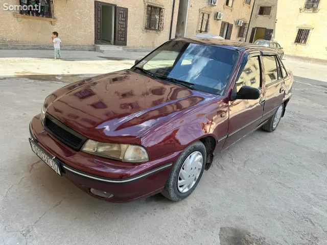 Daewoo Nexia 1996 · 1.6 MT