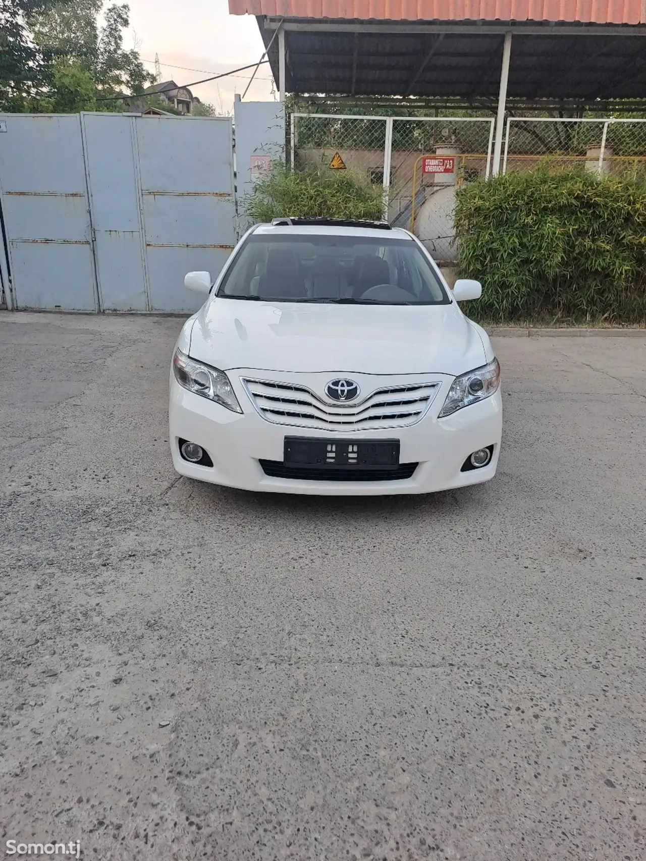Toyota Camry 2011 · 2.5 AT