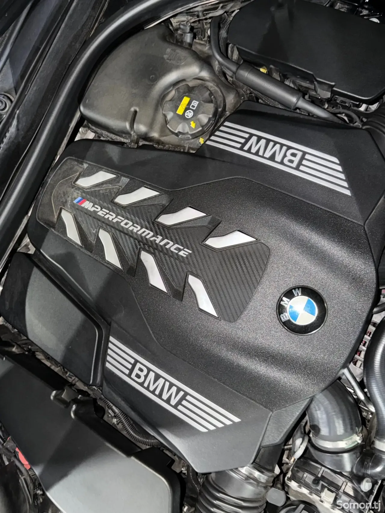 BMW 5 series 2023 · 4.4 AT