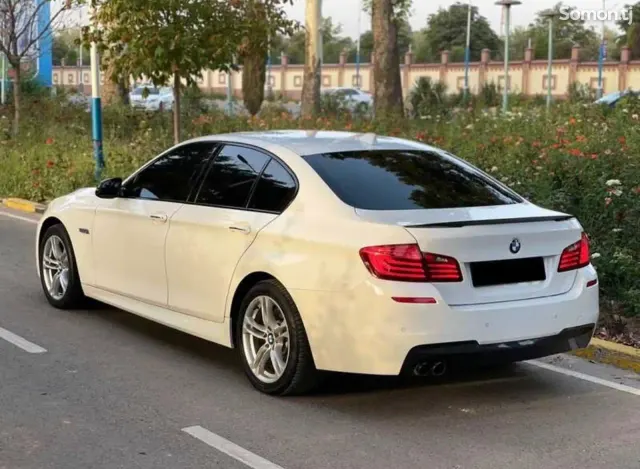 BMW 5 series 2016 · 2.0 AT