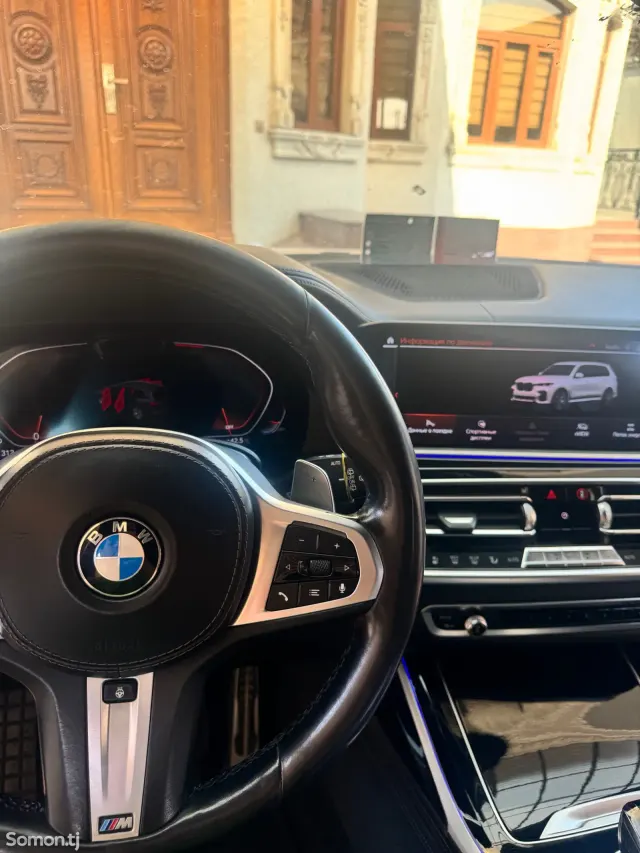 BMW X7 2019 · 4.0 AT