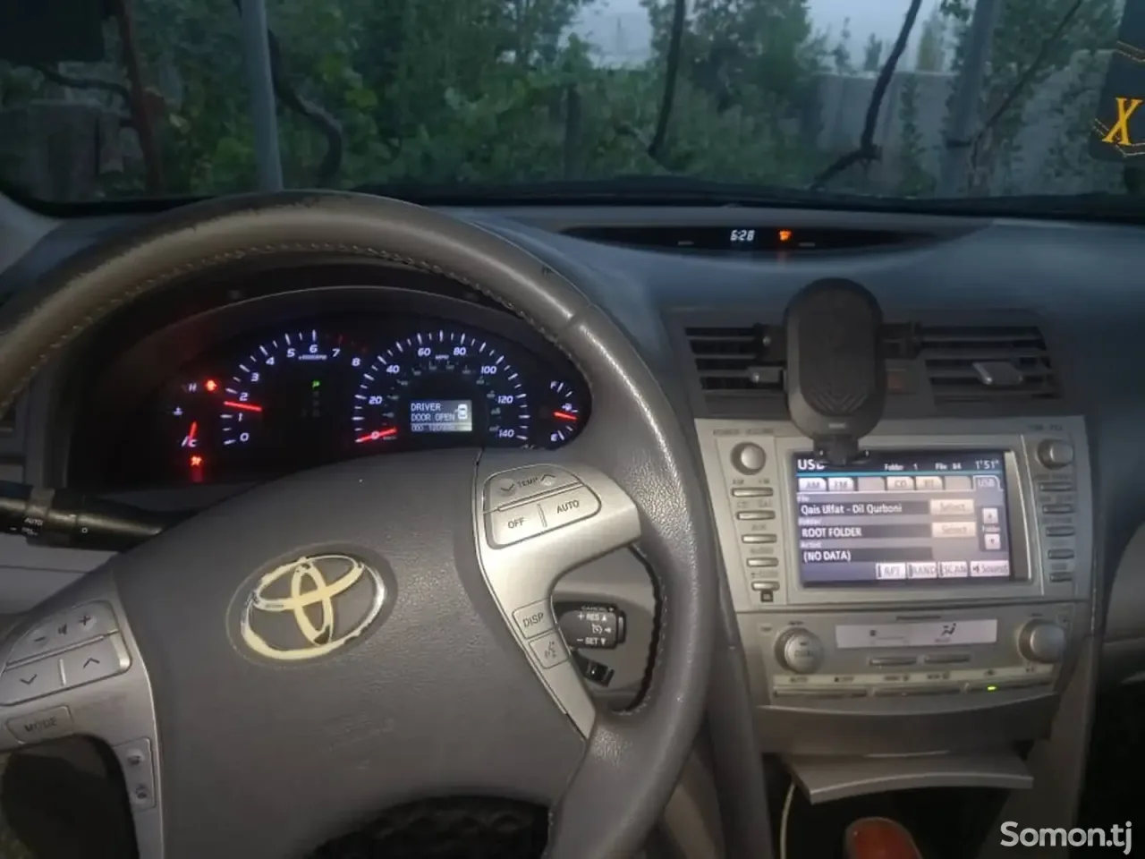Toyota Camry 2011 · 2.5 AT