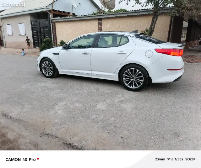 Kia Optima 2015 · 2.0 AT