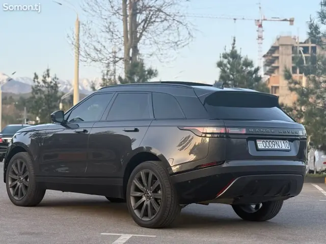 Land Rover Range Rover Velar 2018 · 2.0 AT