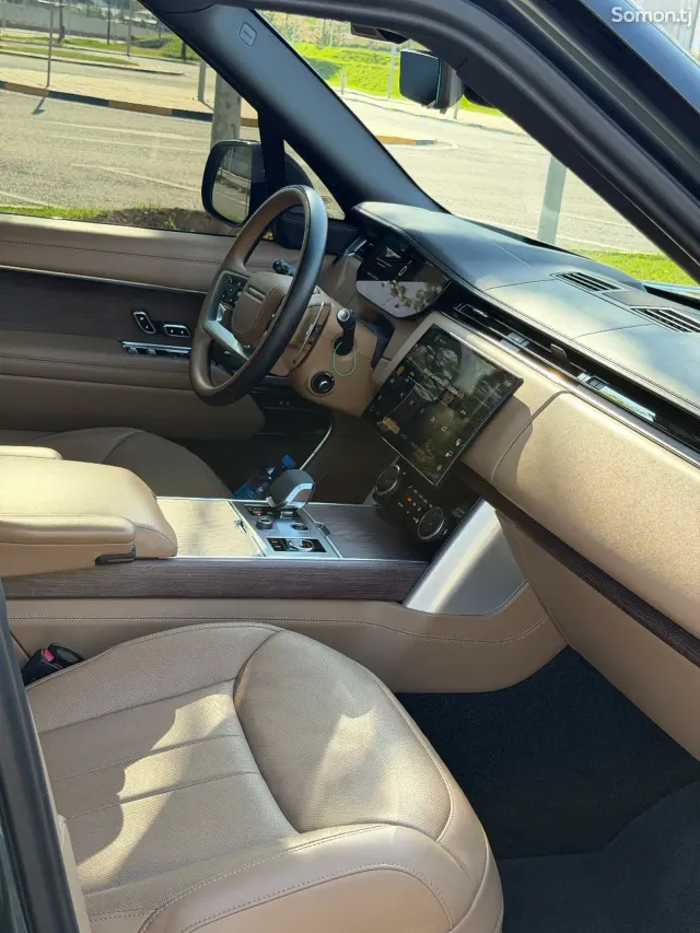Land Rover Vogue 2024 · 3.0 AT