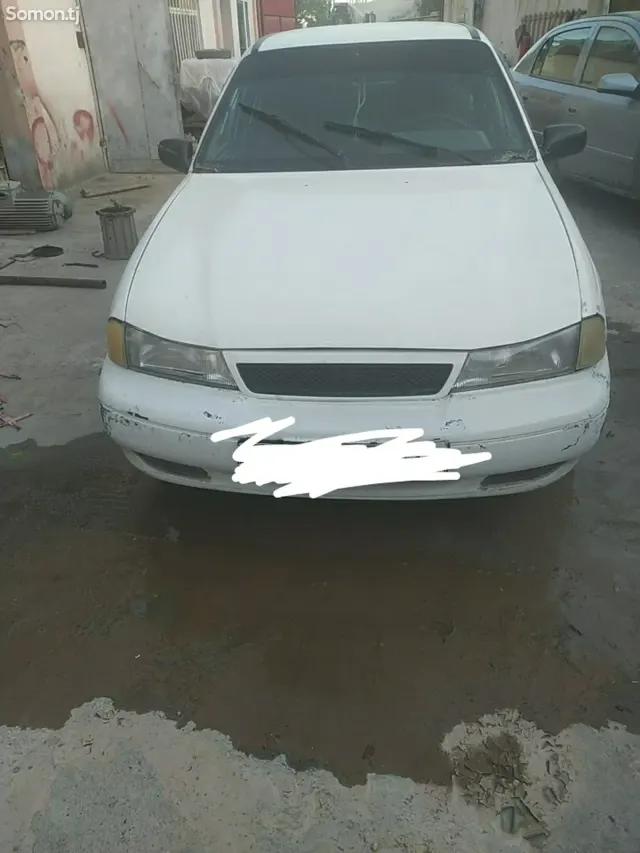 Daewoo Nexia 1995 · 1.6 MT