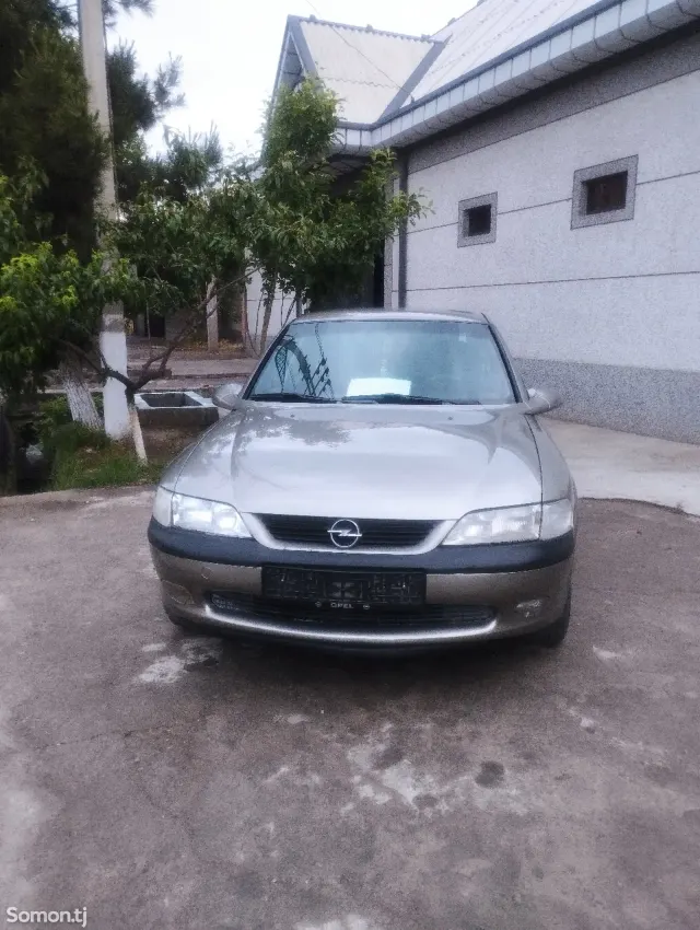 Opel Vectra B 1996 · 1.6 MT