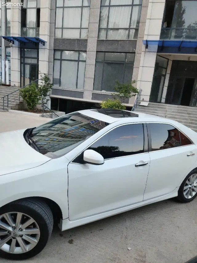 Toyota Camry 2014 · 2.5 AT