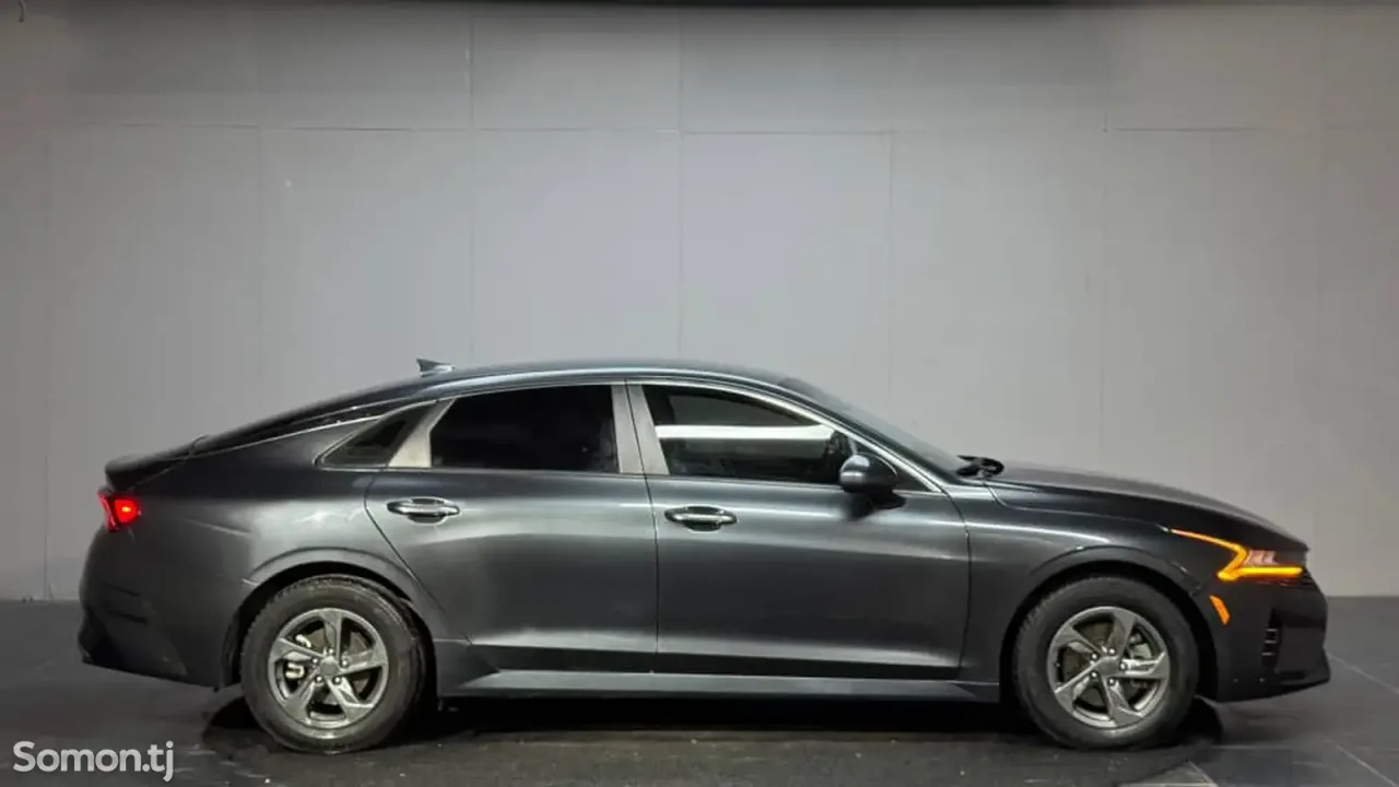 Kia K5 2020 · 1.6 AT