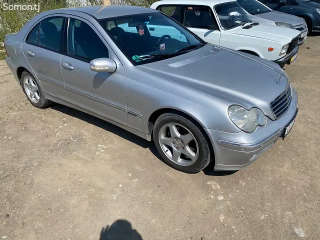 Mercedes-Benz C class 2002 · 1.8 MT