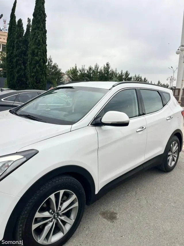 Hyundai Santa Fe 2014 · 2.0 AT