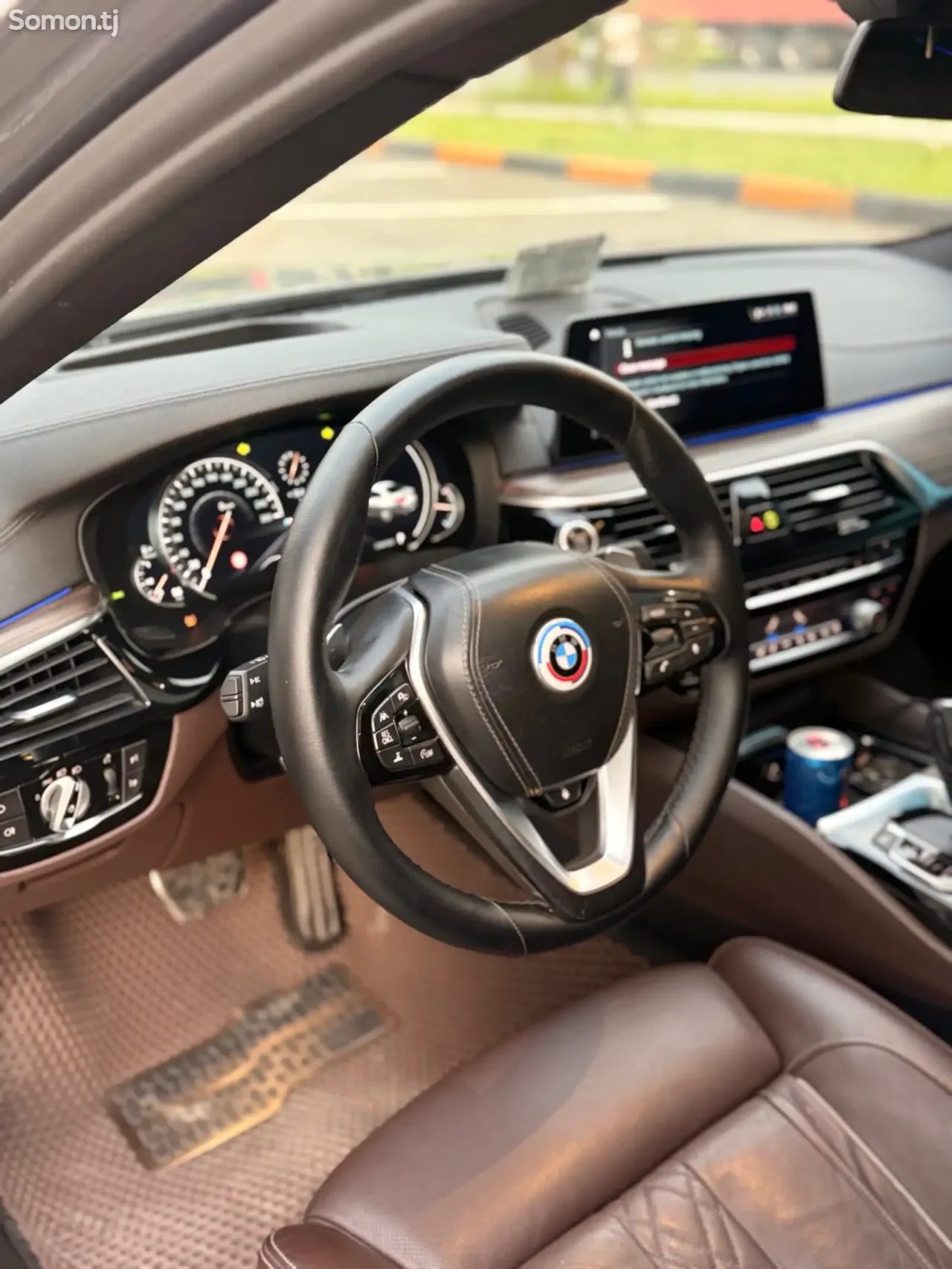 BMW 5 series 2018 · 2.0 AT